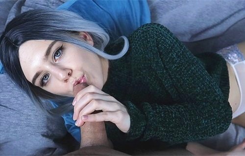 Как я пробиваю киску своей подружке, домашнее из Иркутска.