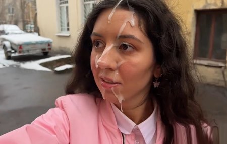 Парень позвал однокурсницу учиться вместе и такую обспусканную отправил домой.